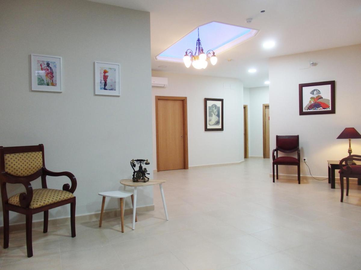 Hostal Montemayor Моґер Екстер'єр фото